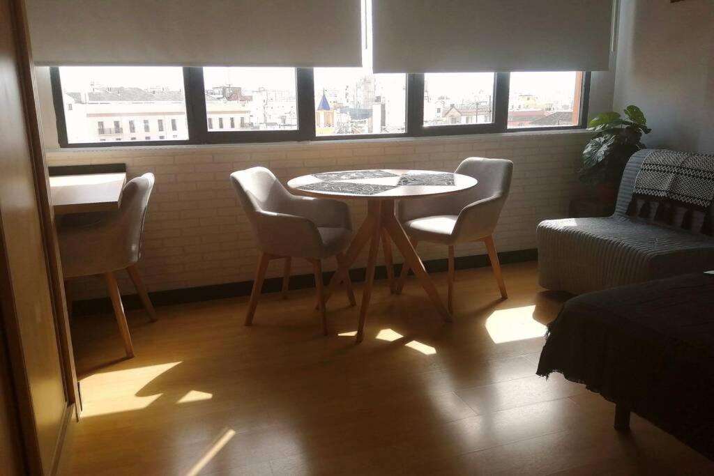 New Studio In Malaga With Views And Very Quiet Exterior photo