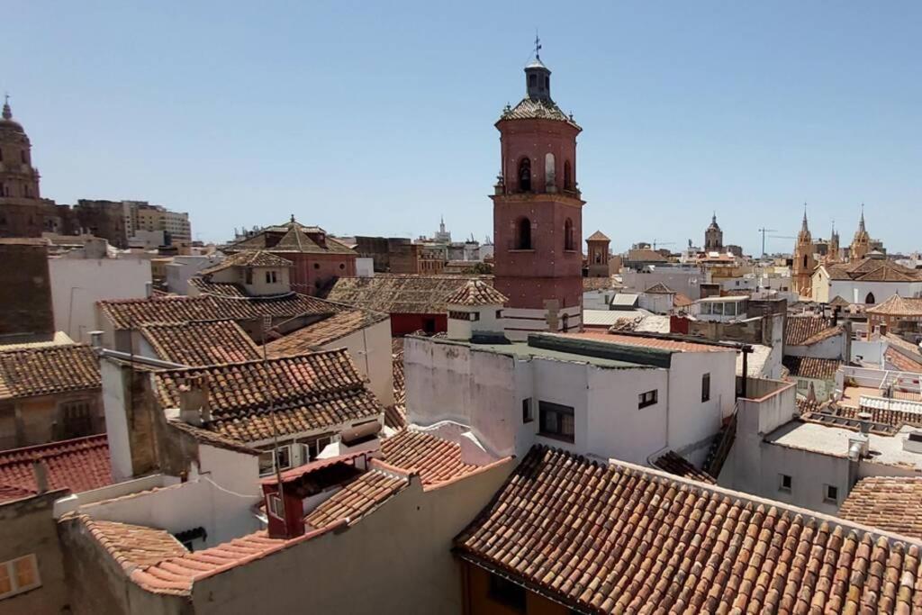 New Studio In Malaga With Views And Very Quiet Exterior photo
